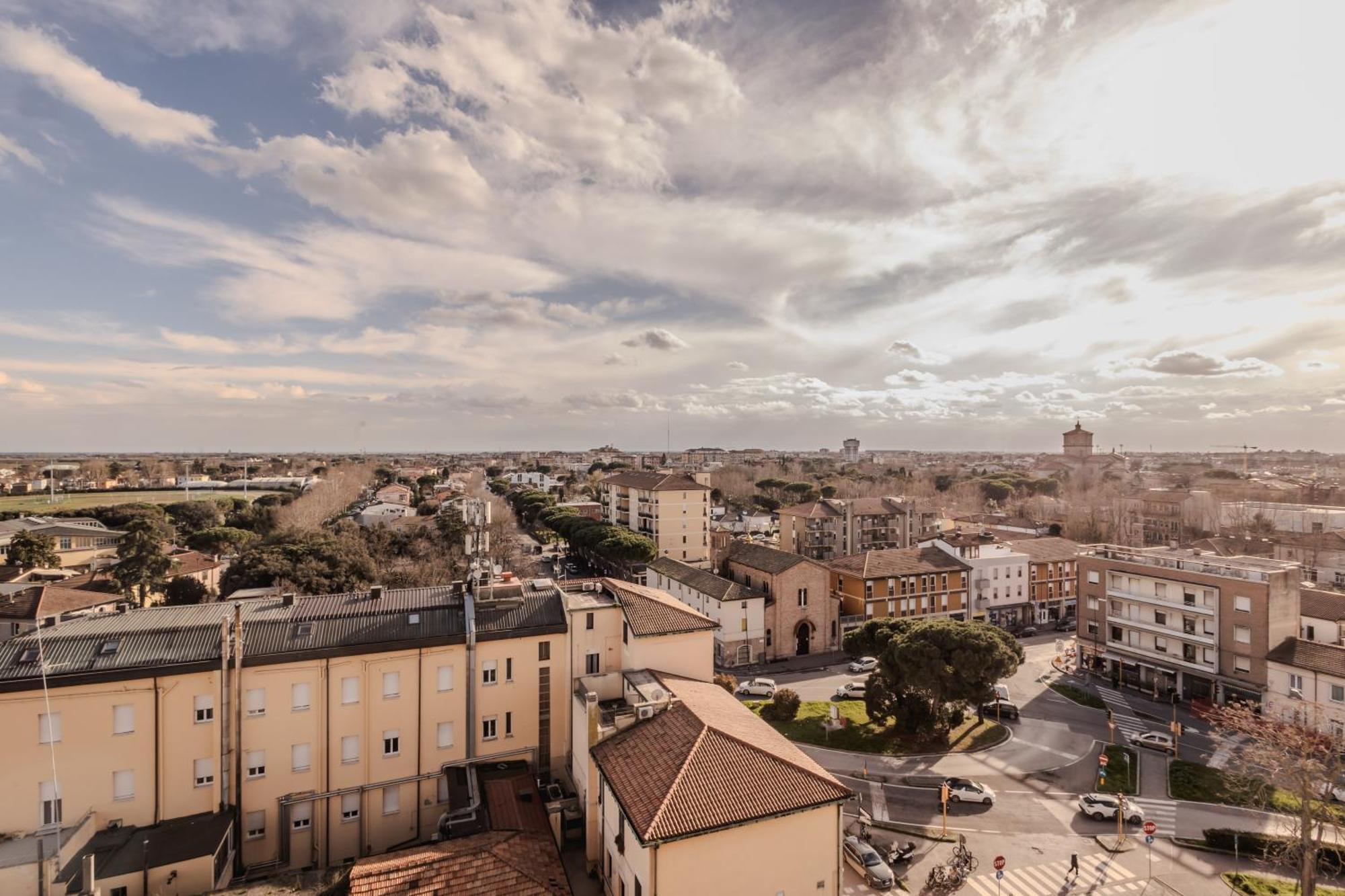 Ravenna Sky View Apartment Экстерьер фото